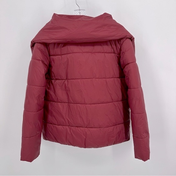 CCO Banana Republic NWT Short Puffer Coat Water Resistant Red Currant Size XS - Picture 6 of 11